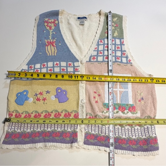 VINTAGE cottage pastel knit sweater cardigan vest window garden flowers floral - Picture 10 of 10